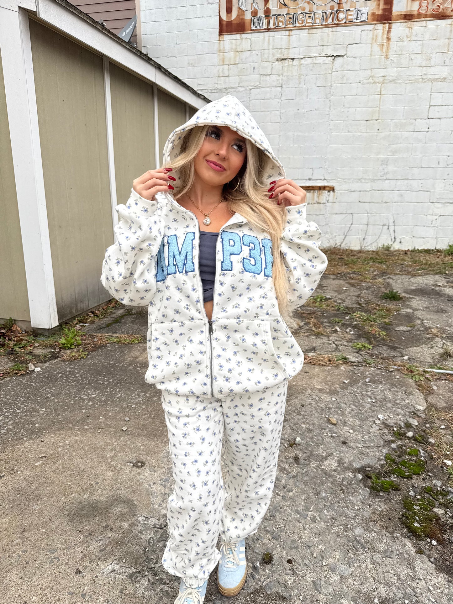 Happy Camp3r Periwinkle Joggers