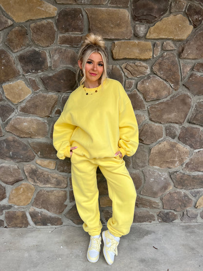 So Fetch Oversized Pullover in Yellow