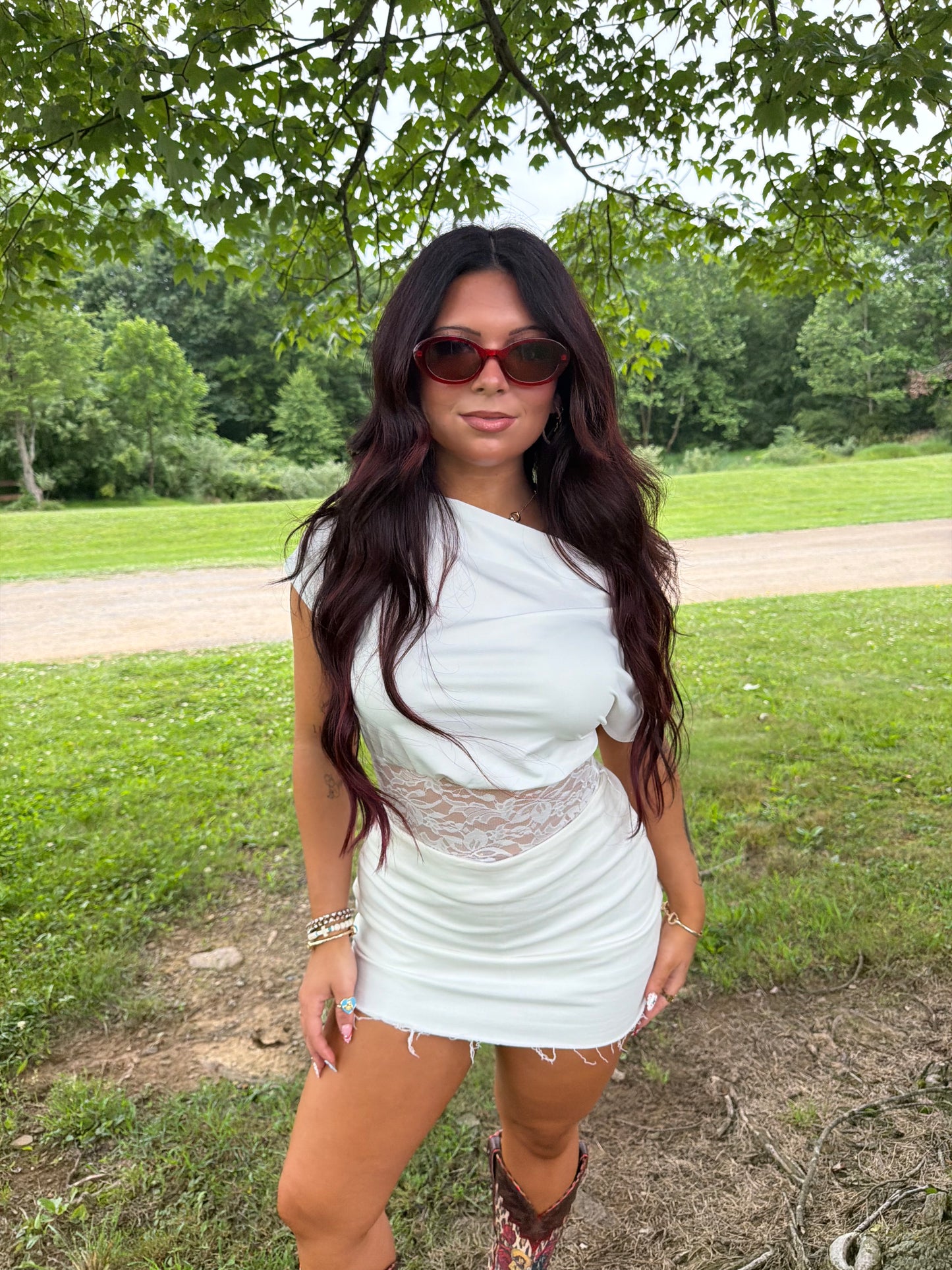 Round Up Romance Tee in White