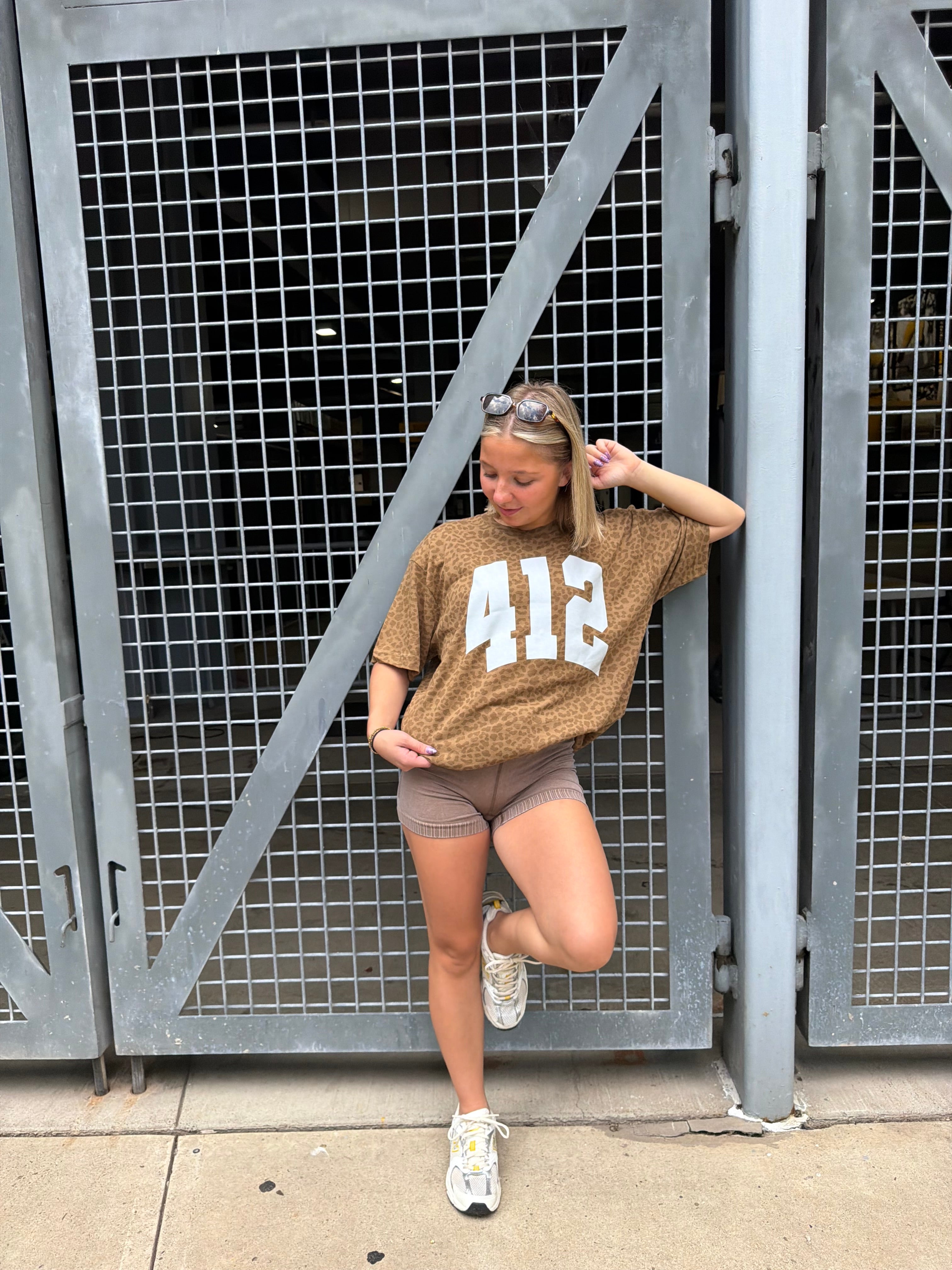412 Oversized Leopard Tee
