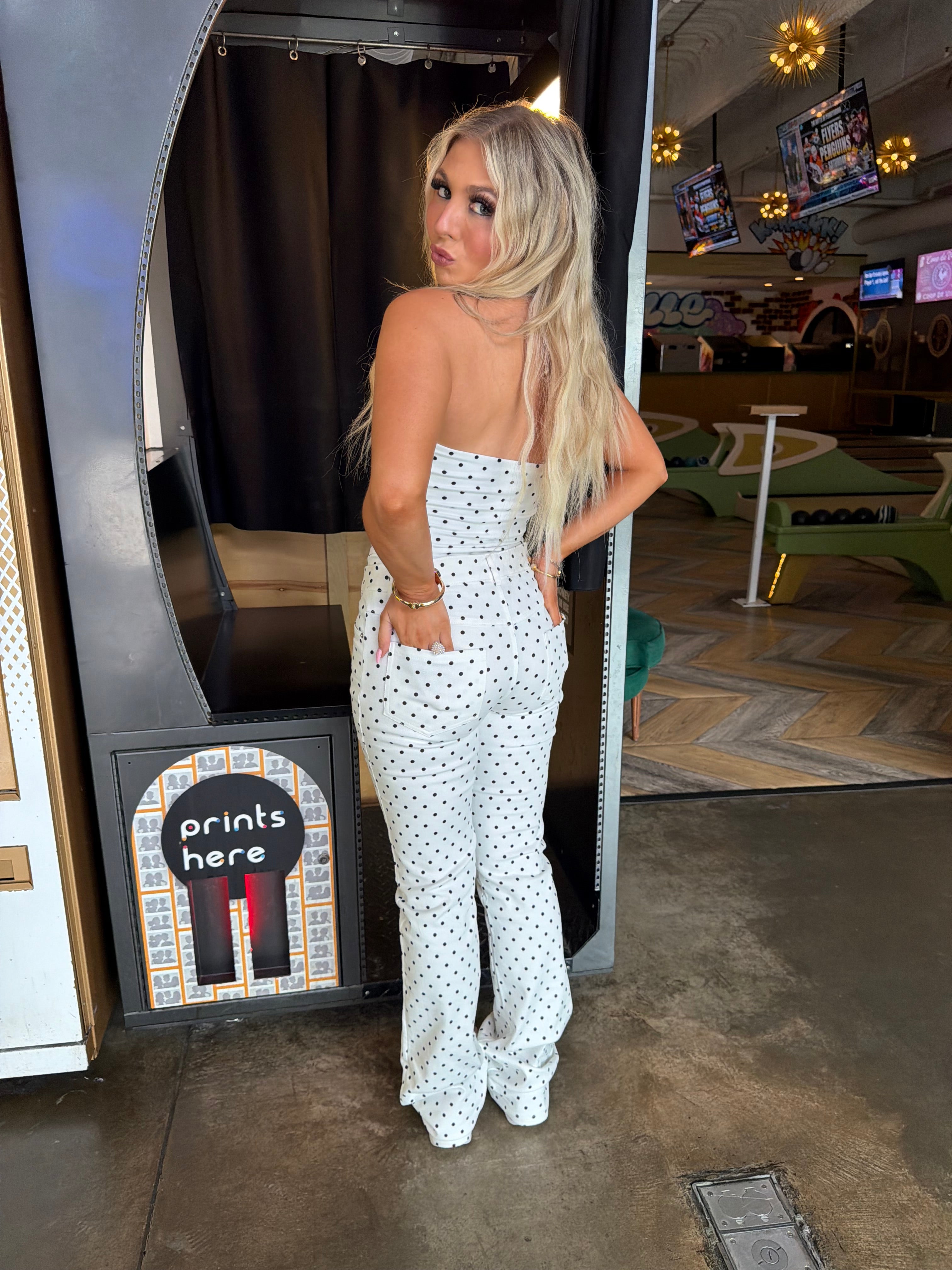 In a NYC Minute Pants in White