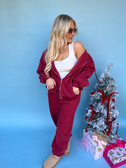 So Fetch Sweatpants in Burgundy