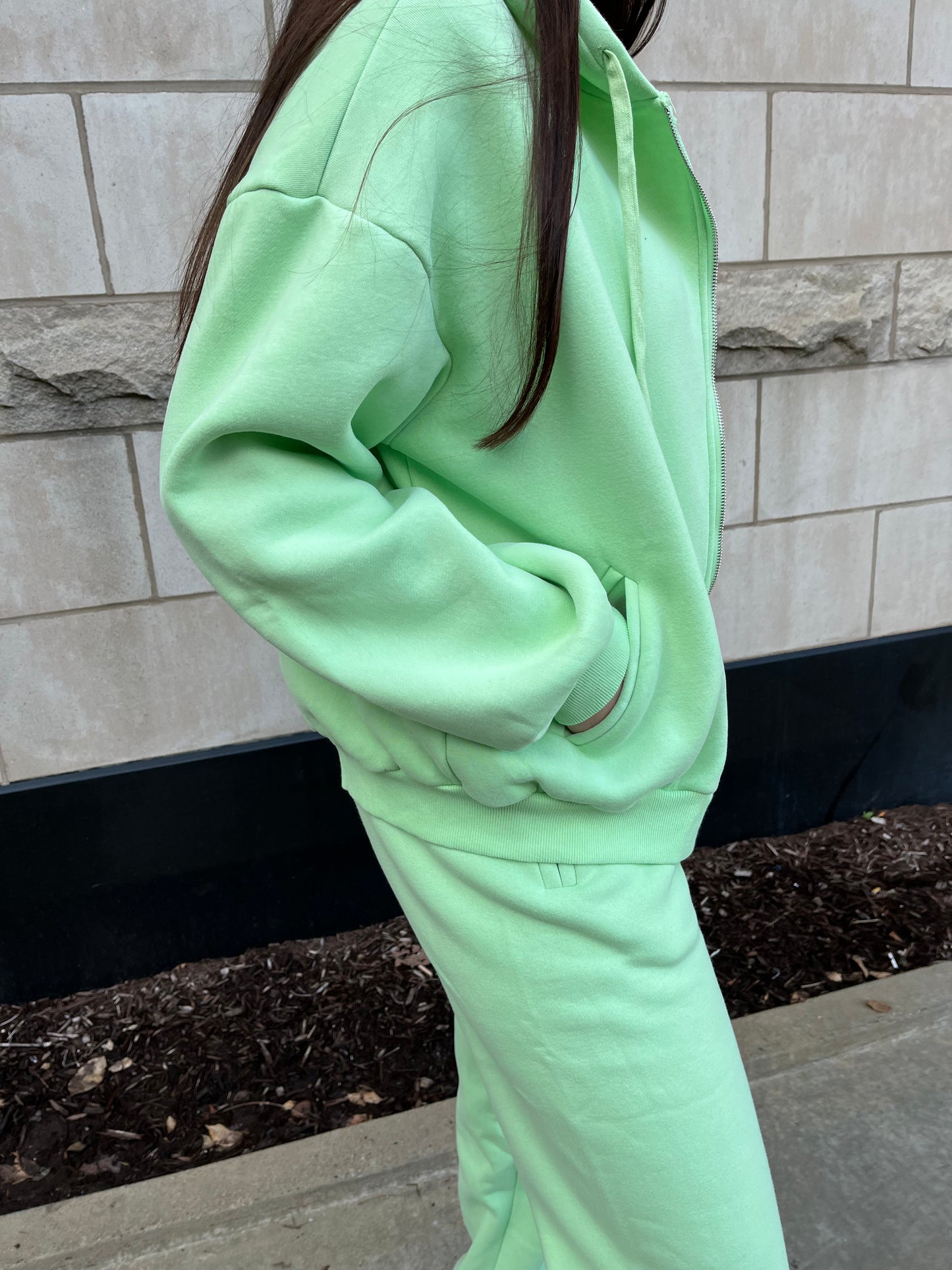 So Fetch Sweatpants in Lime