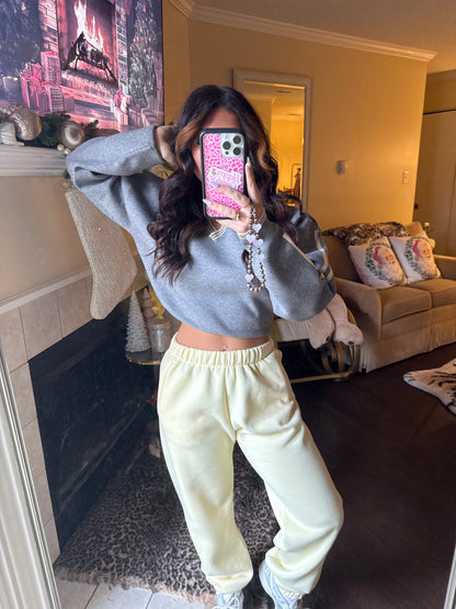 Marbled Butted Cropped V Sweater