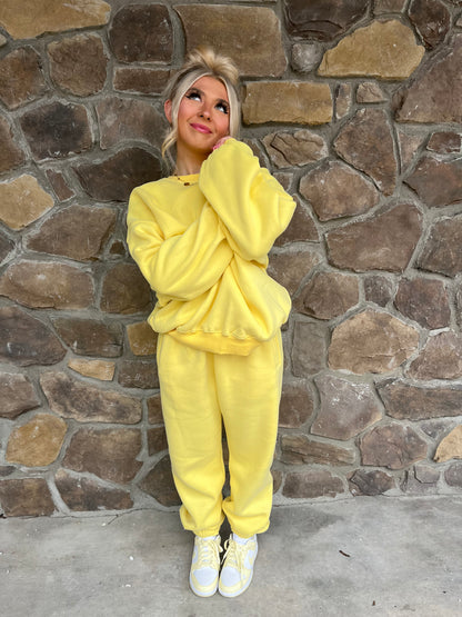 So Fetch Oversized Pullover in Yellow