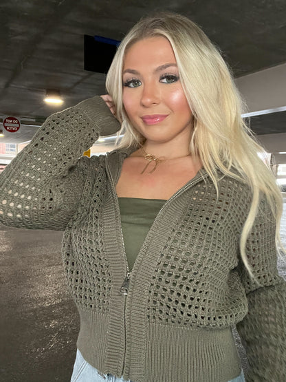 Chilly Top Sweater in Olive