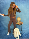 Shopping Addiction Leggings in Chocolate