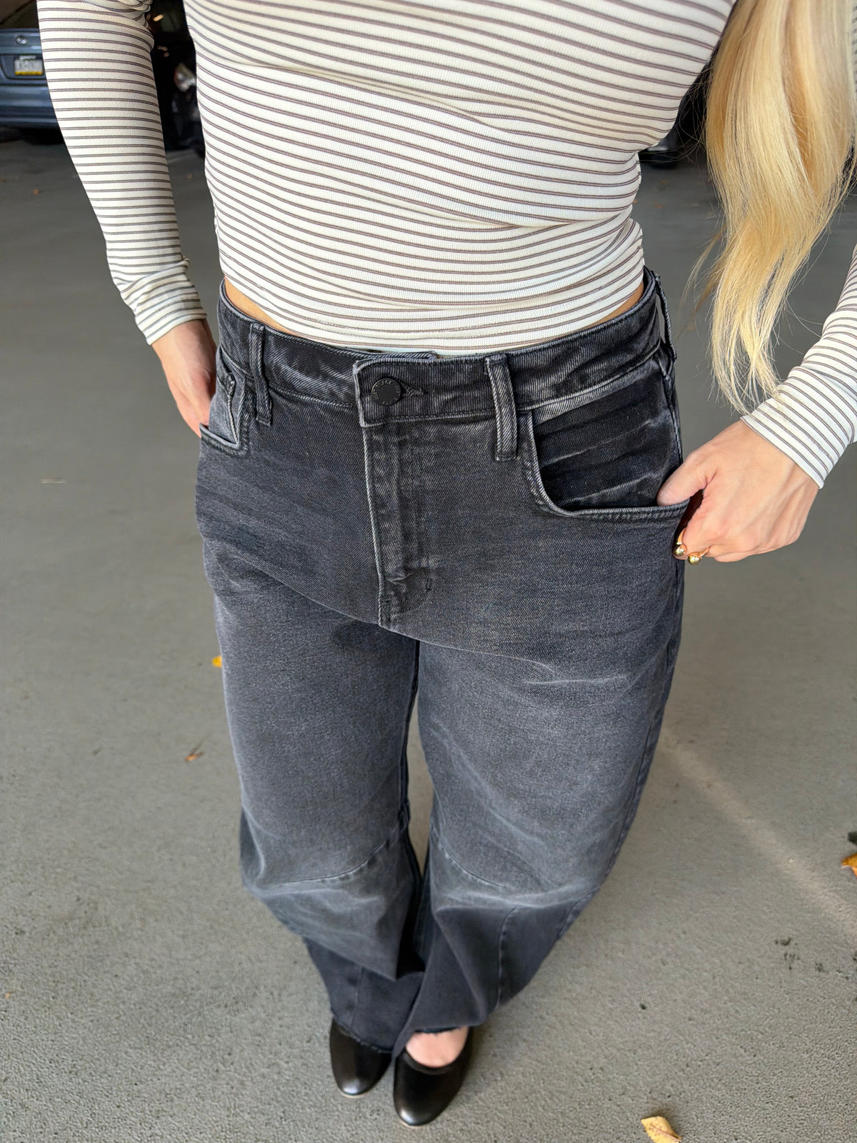Brave Barrel Jean in Black Wash