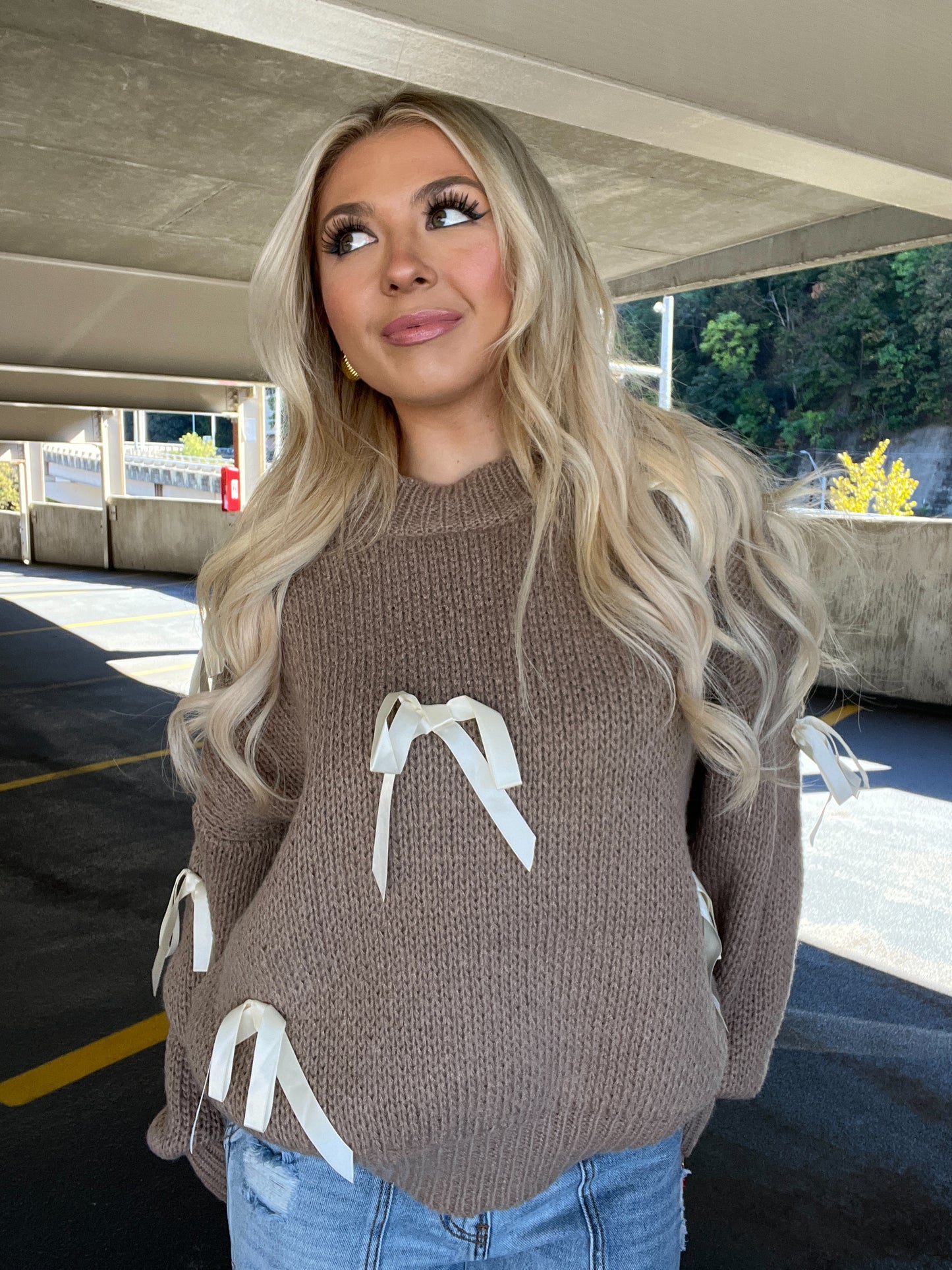 Creamy Bow Sweater in Taupe