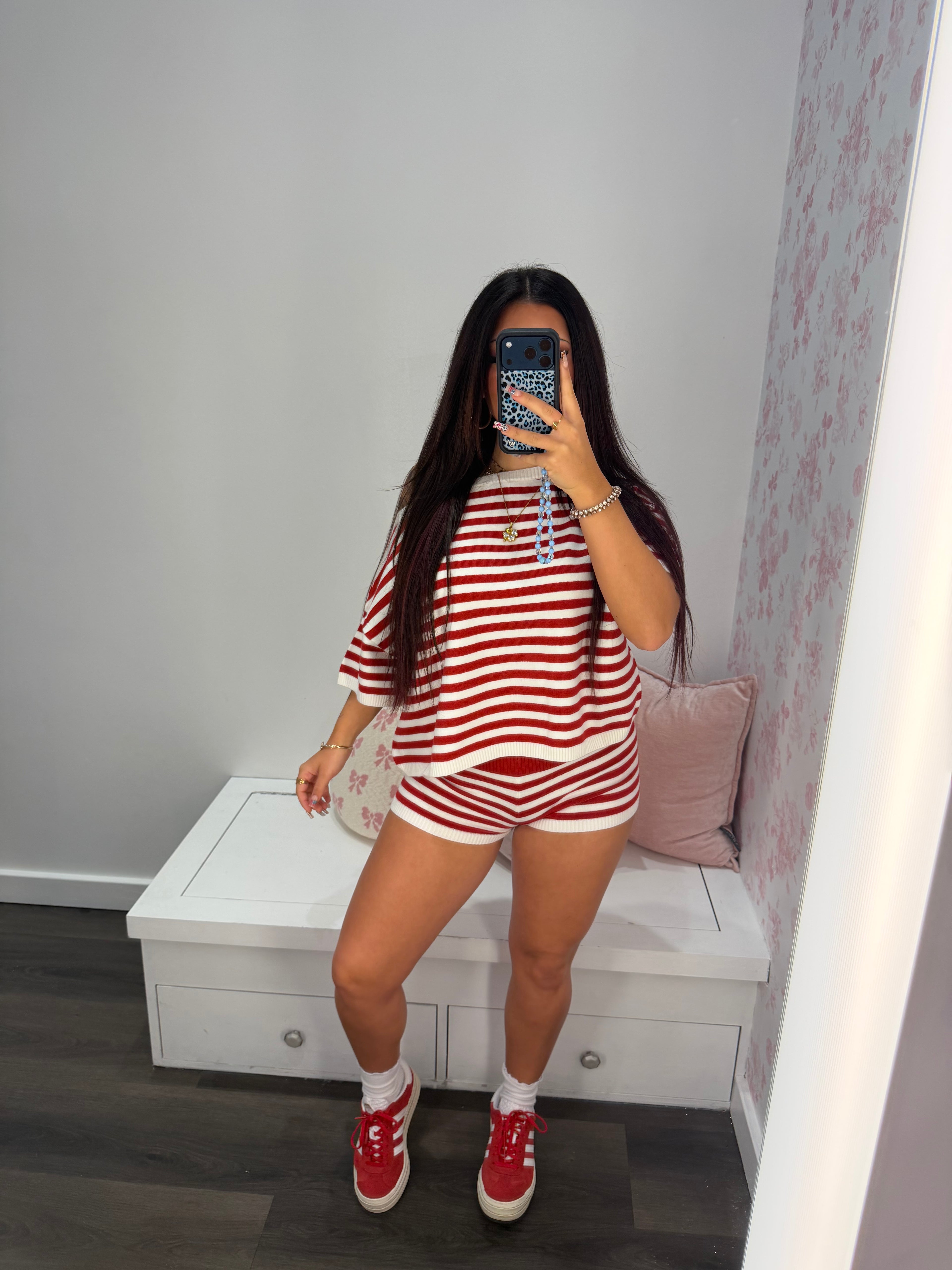 Over Achiever Set Red (TOP ONLY)