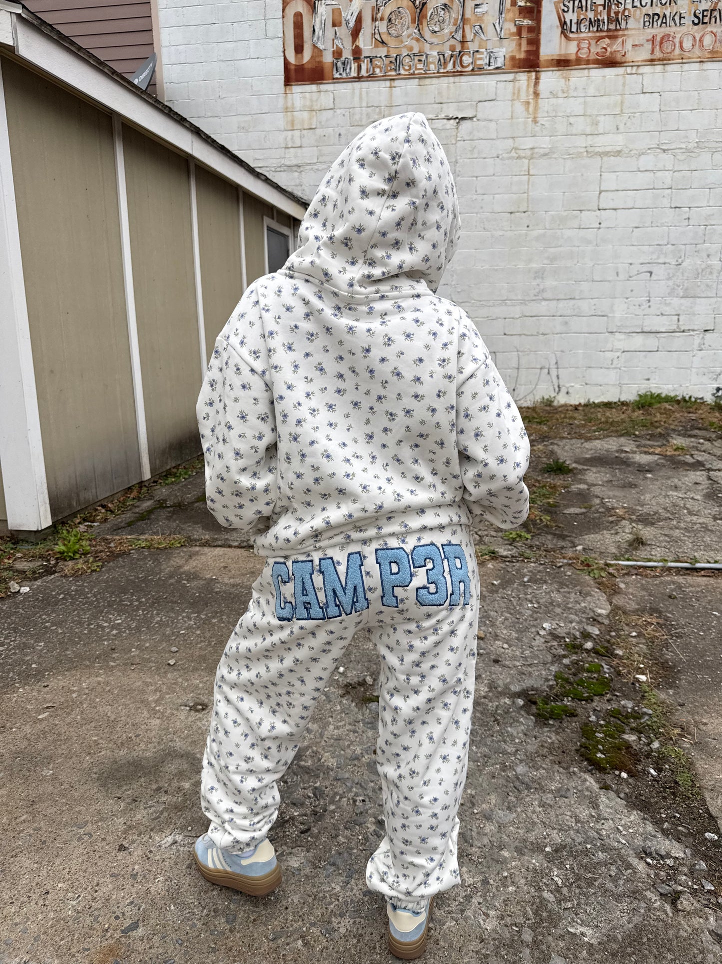 Happy Camp3r Periwinkle Joggers