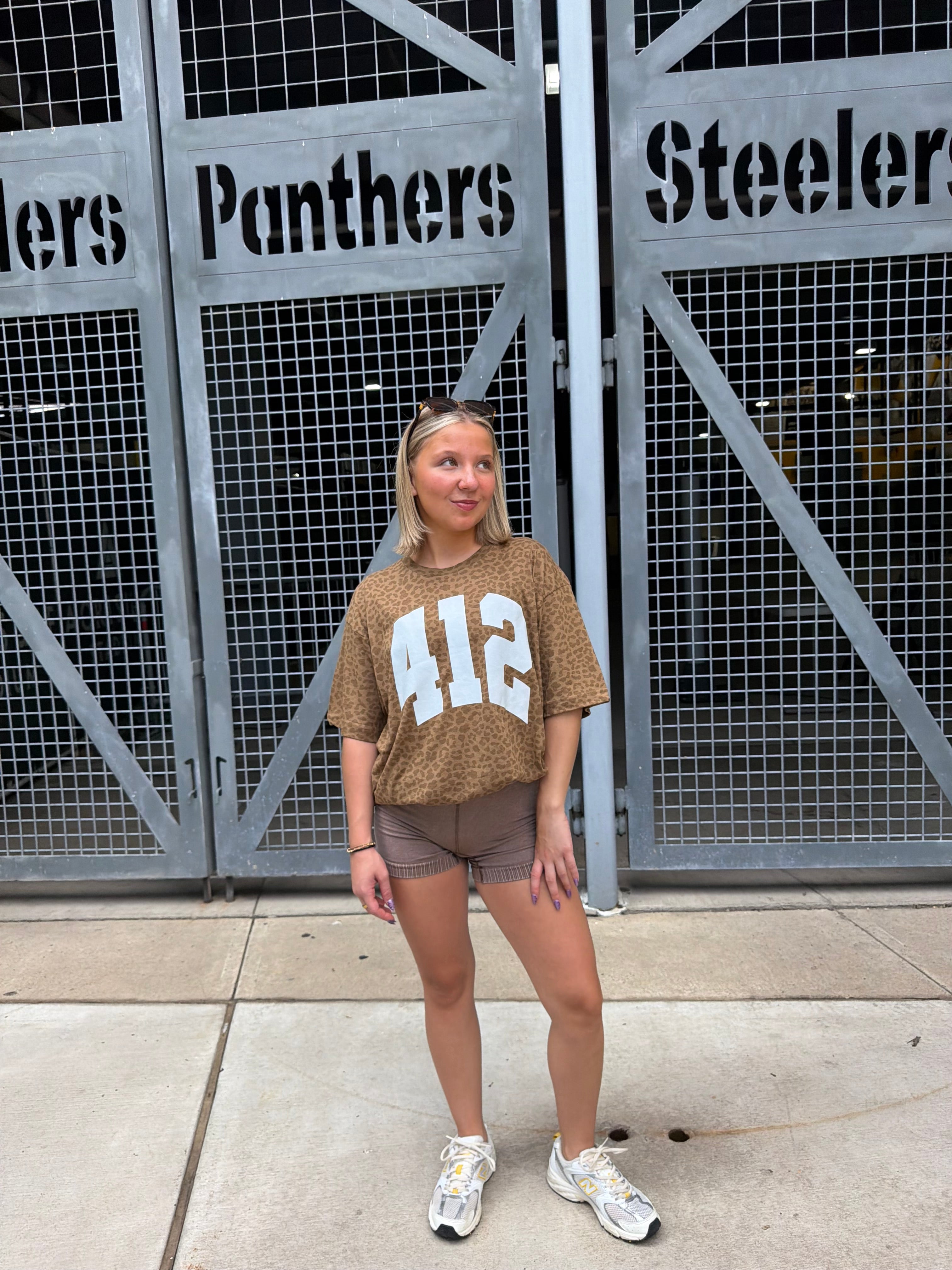 412 Oversized Leopard Tee