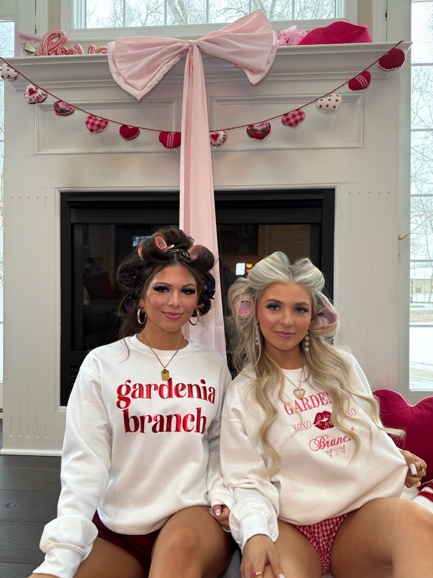 Gardenia Branch XoXo Crewneck