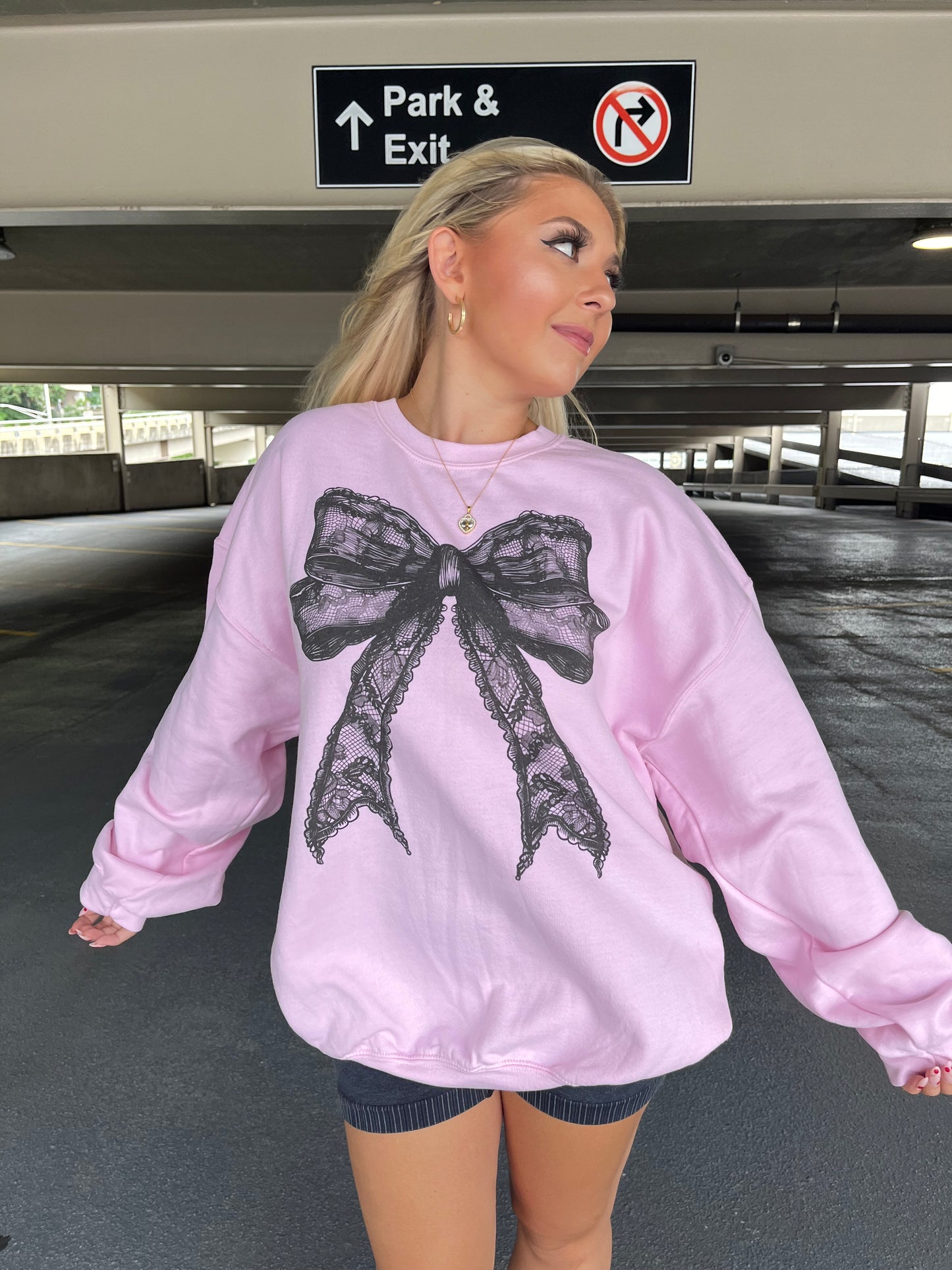 Black Lace Bow Oversized Pink Sweatshirt