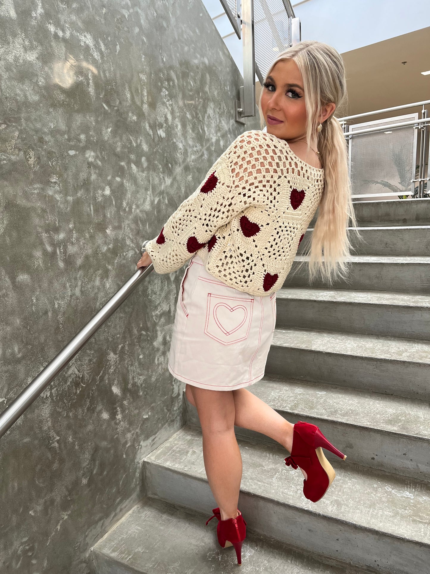 Crochet Kissing Sweater