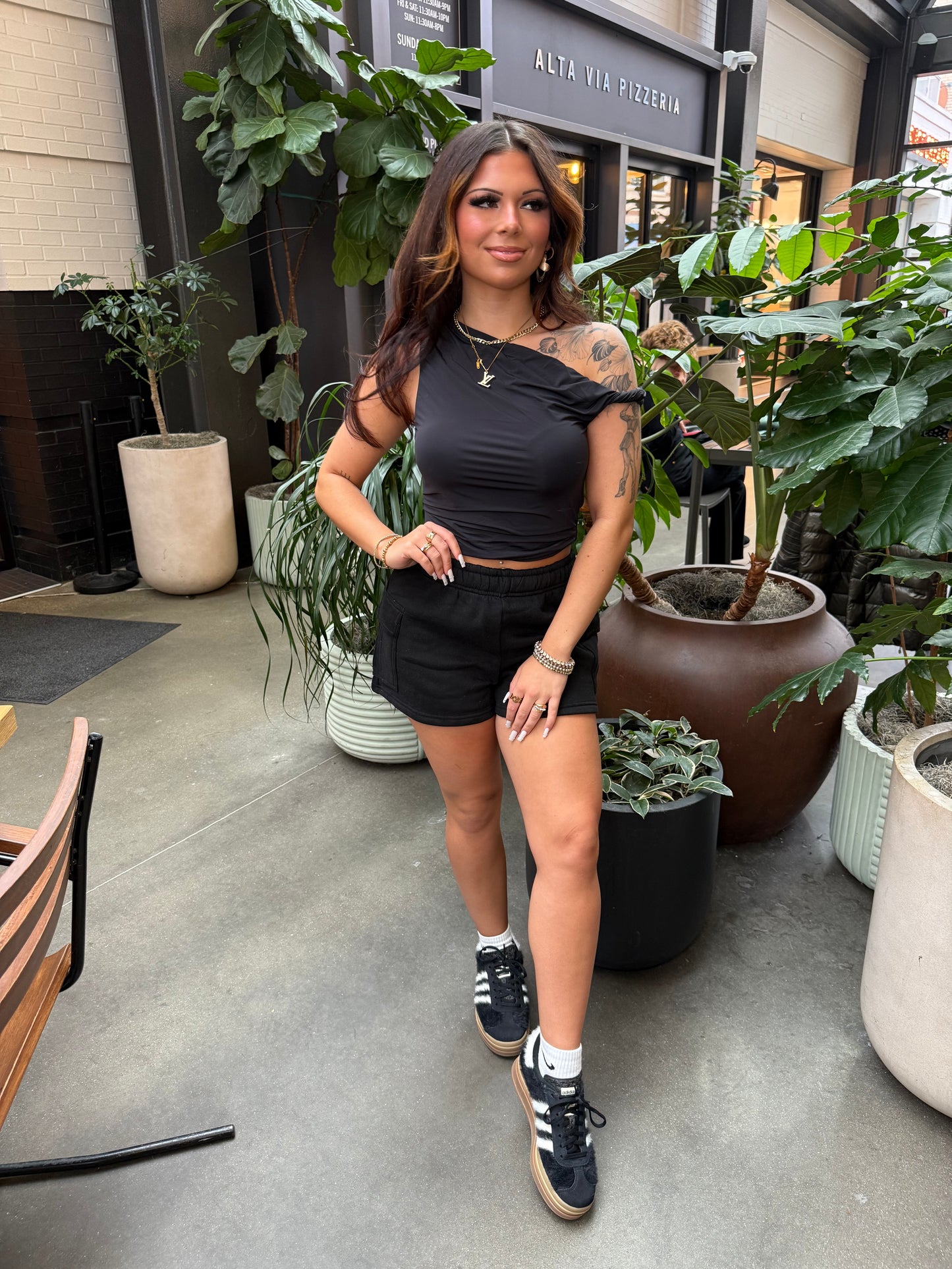 So Fetch Cargo Shorts in Black