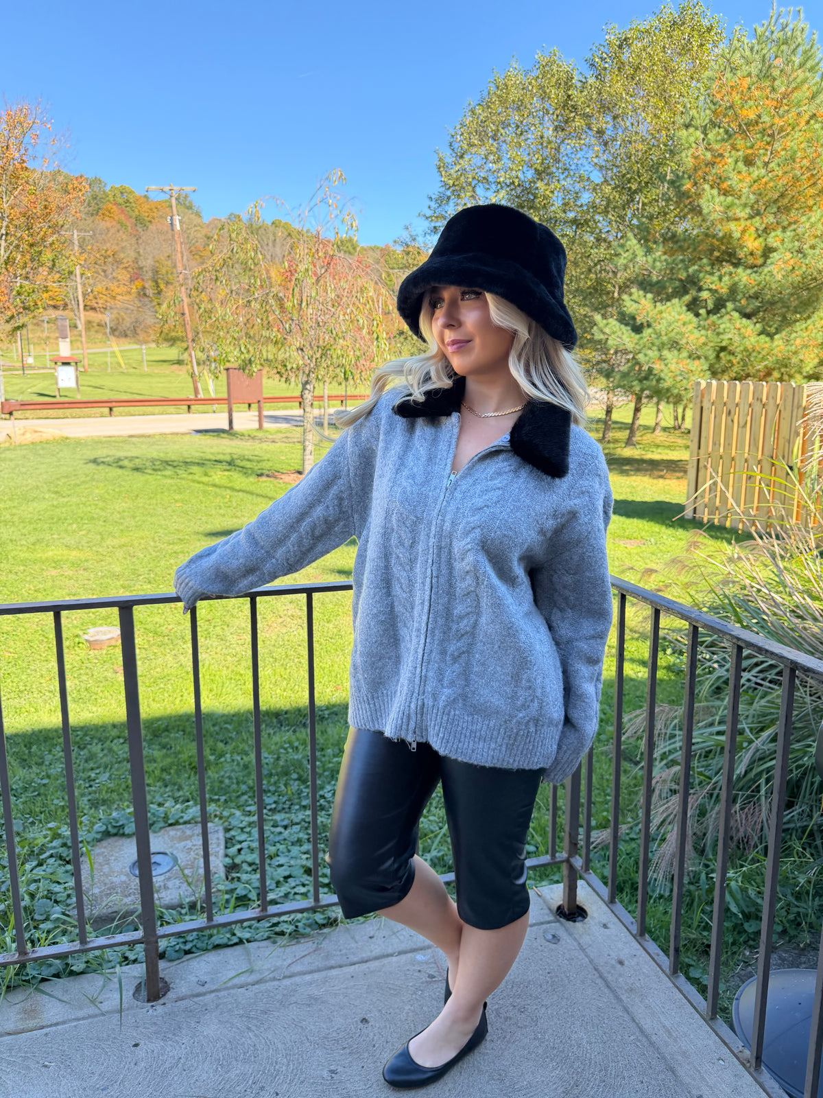 Cutie Unique Collar Zip-Up