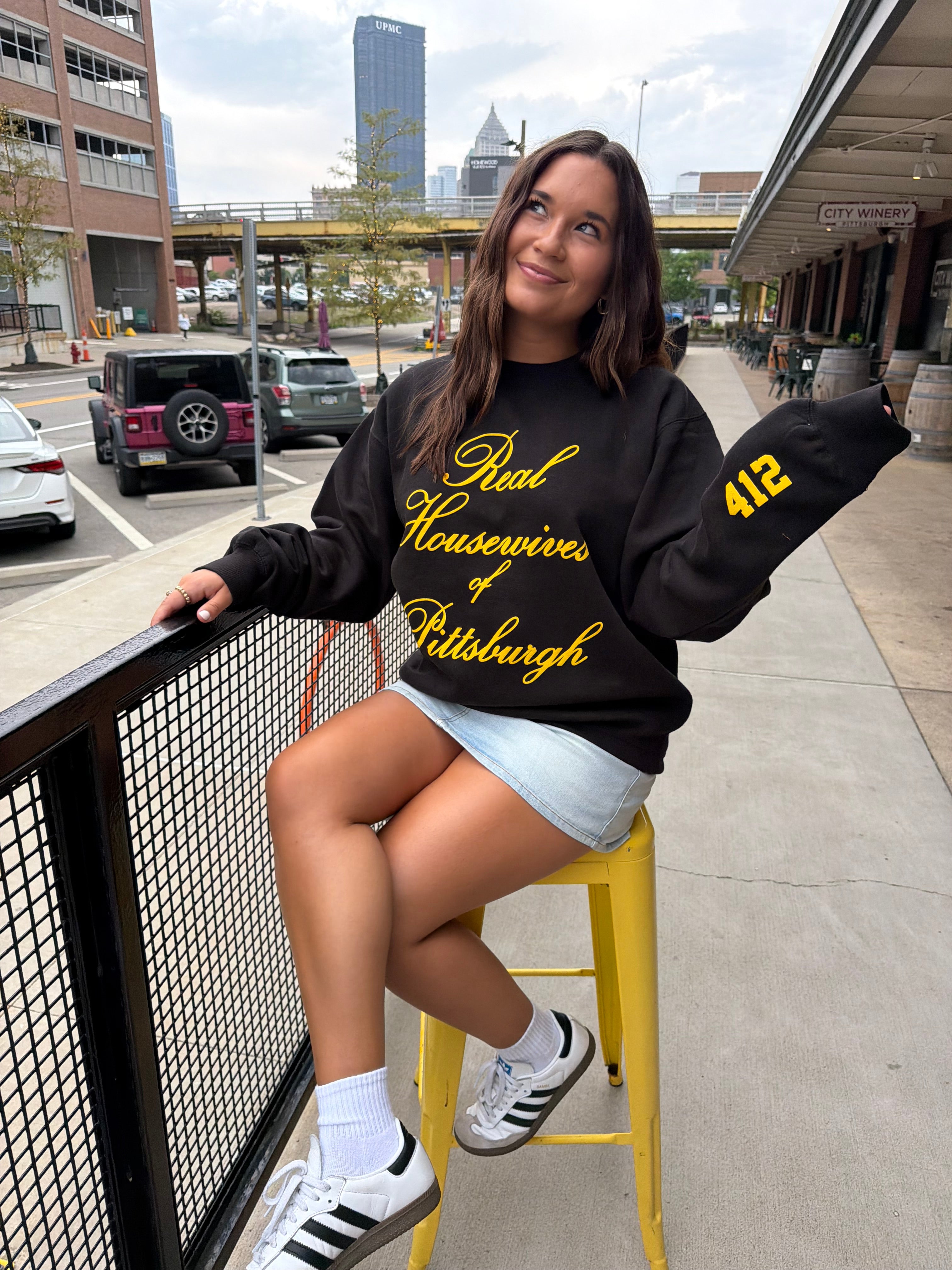 RHW Sweatshirt Black & Gold