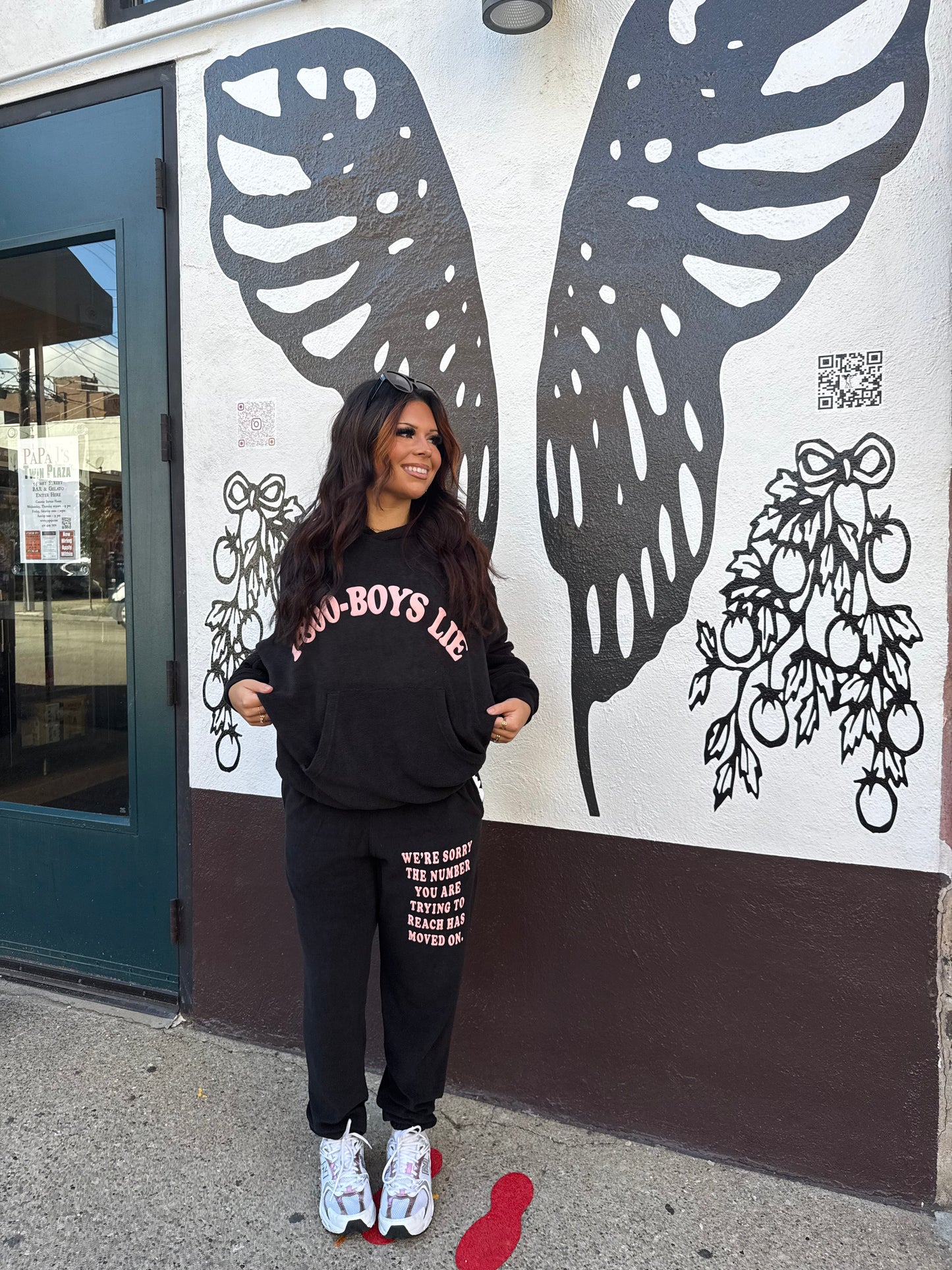 Boys Lie Black 1-800 Sweats