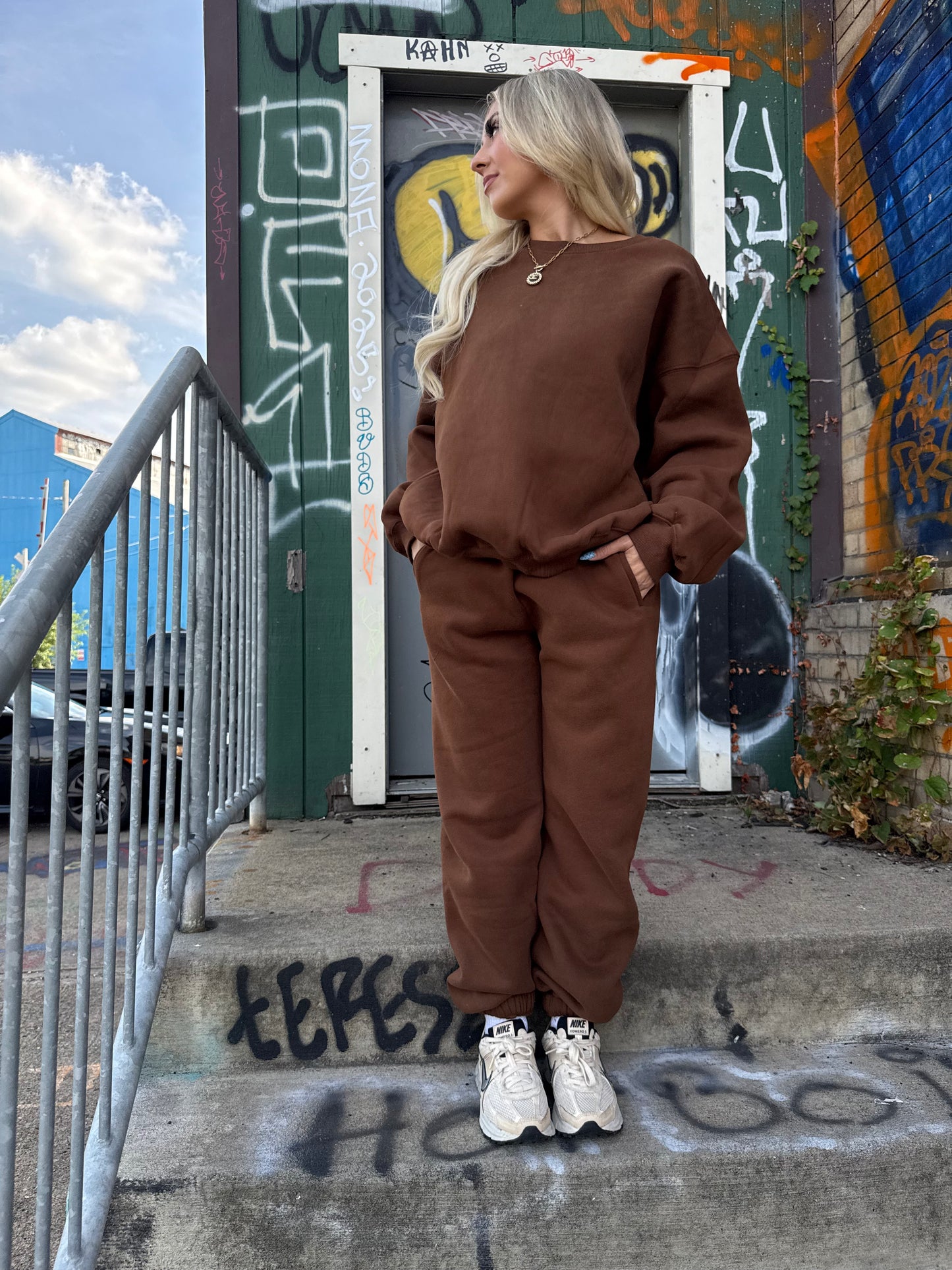 So Fetch Sweatpants in Brown