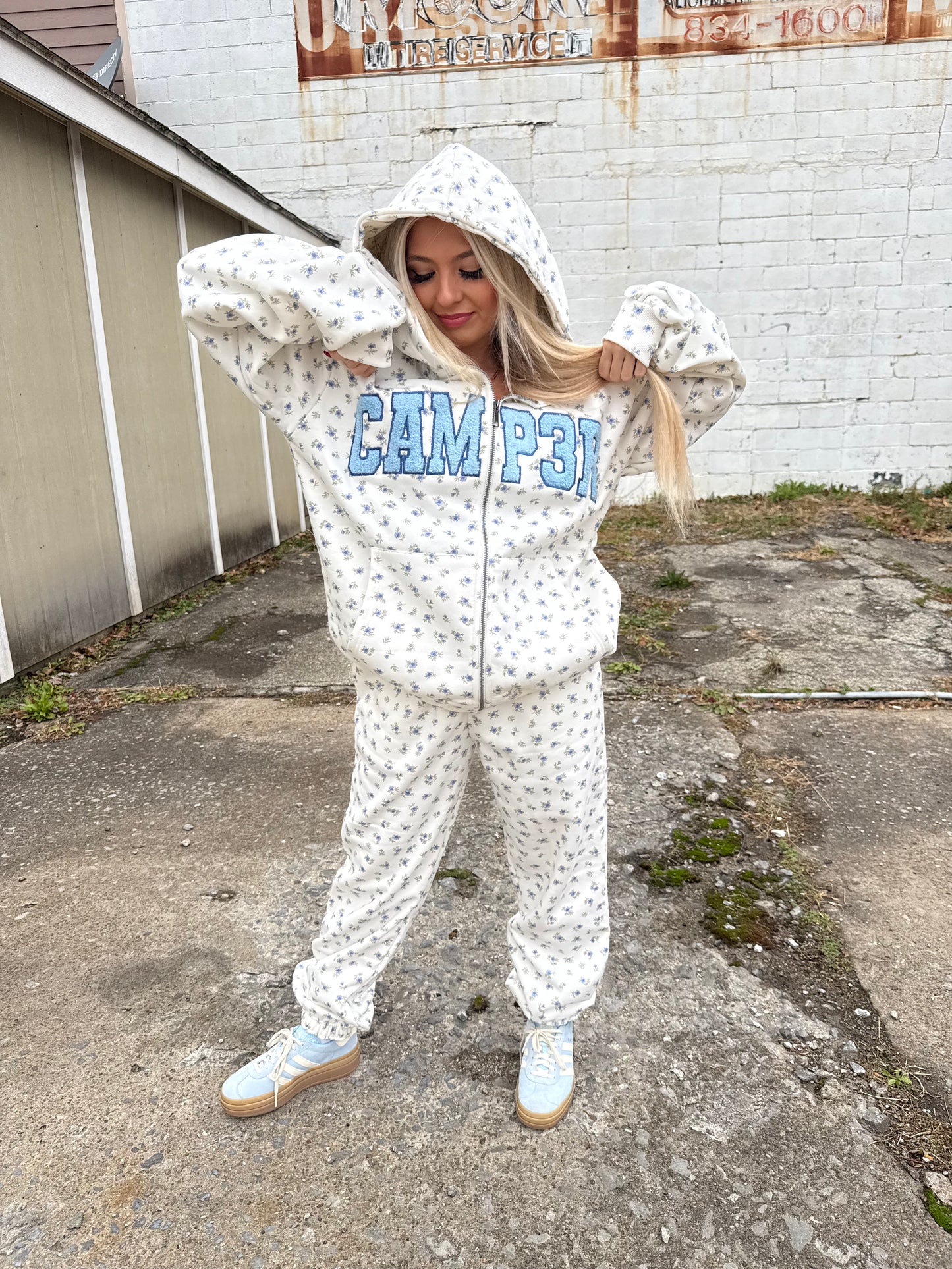 Happy Camp3r Periwinkle Joggers