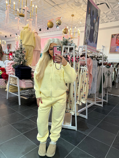 Buttered Vanilla Zip Up