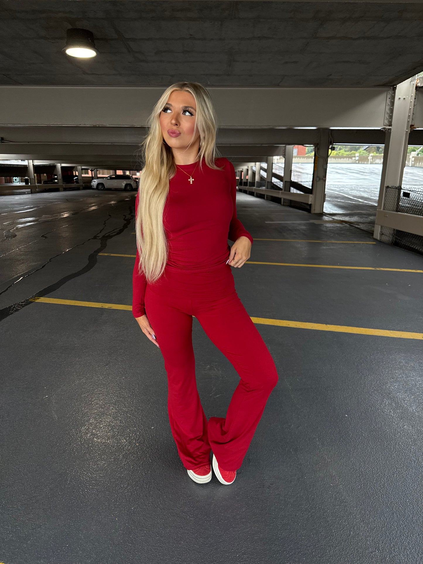 Shopping Addiction Legging in Deep Red