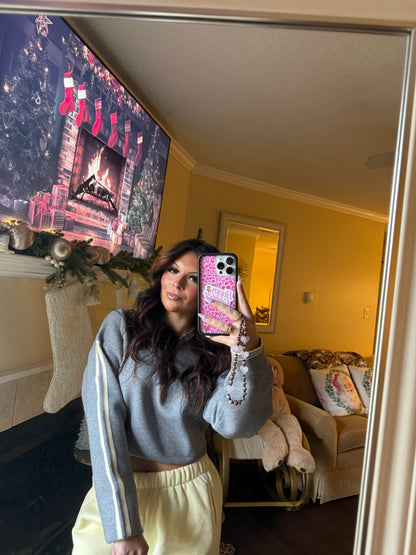 Marbled Butted Cropped V Sweater