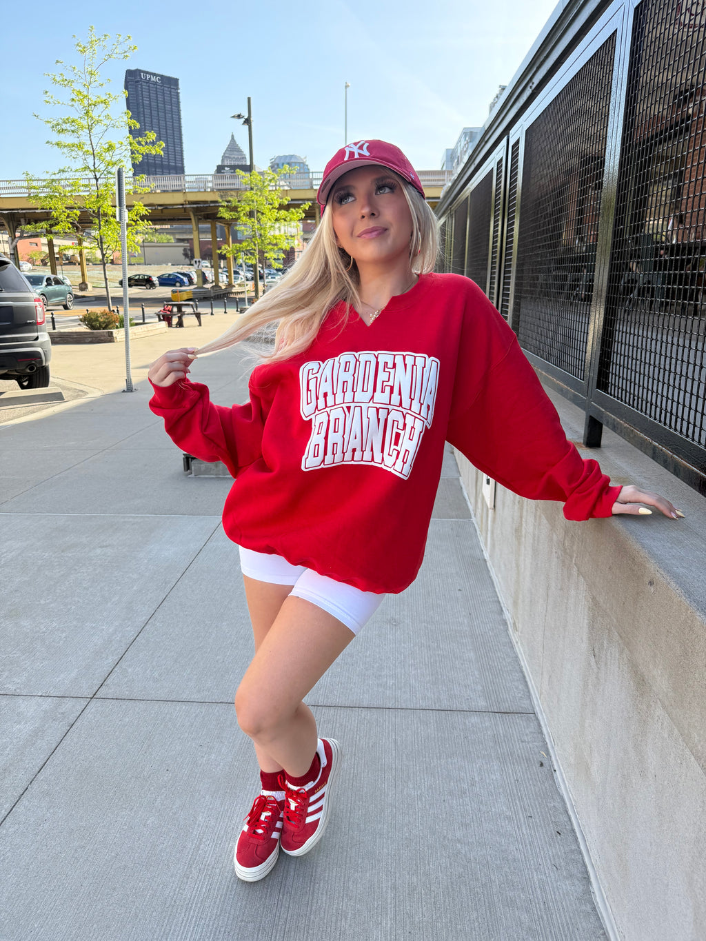 Gardenia Branch V-Neck Crew in Red