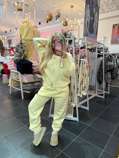 Buttered Vanilla Zip Up