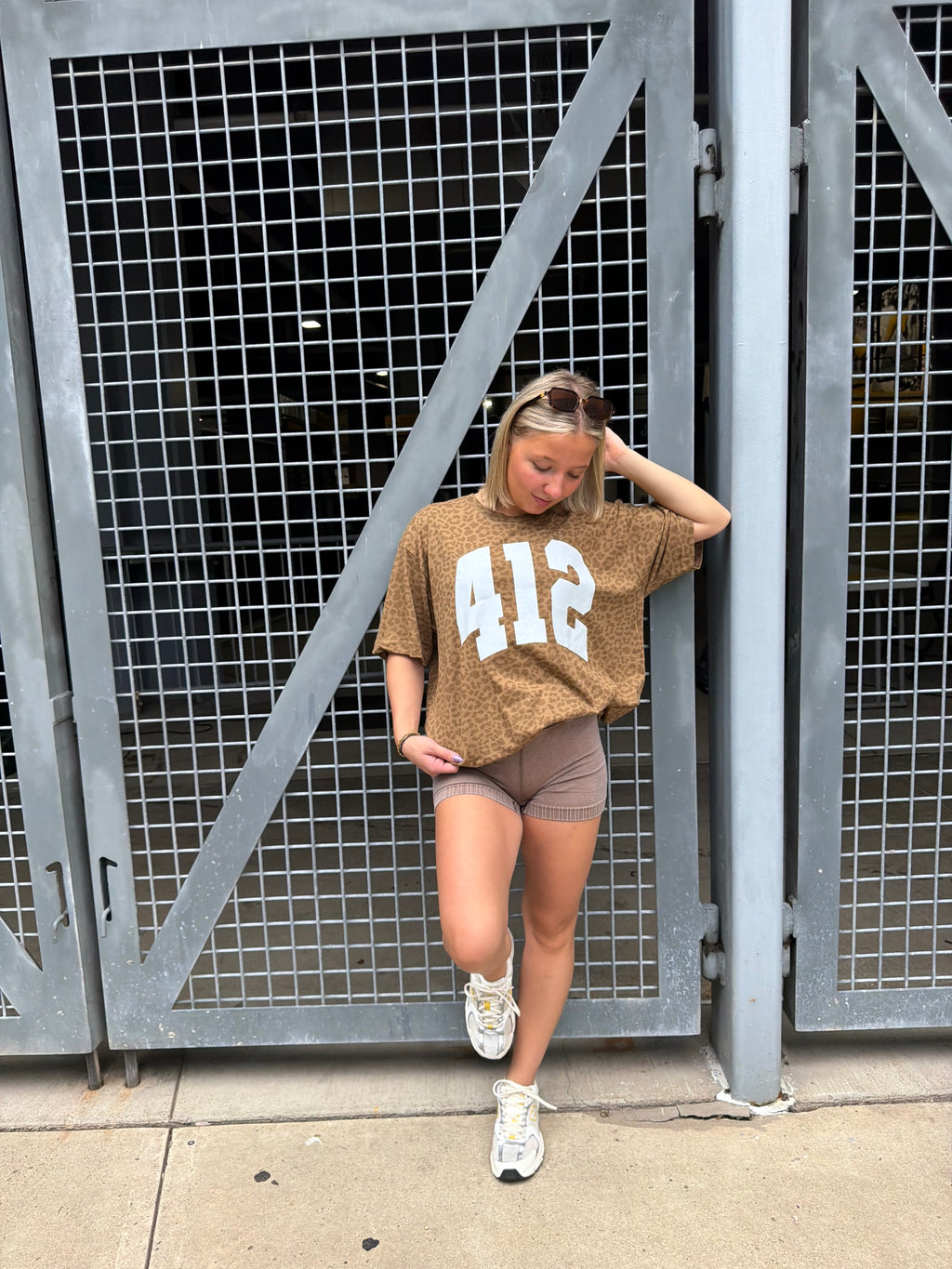 412 Oversized Leopard Tee