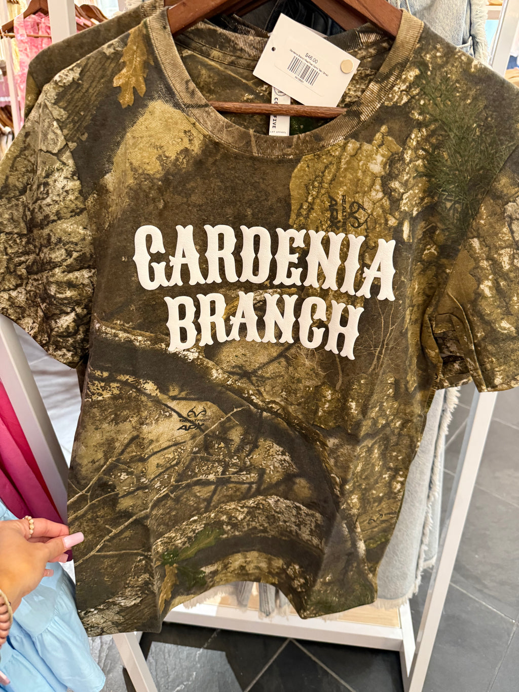 Gardenia Branch RealTree Camo Tee