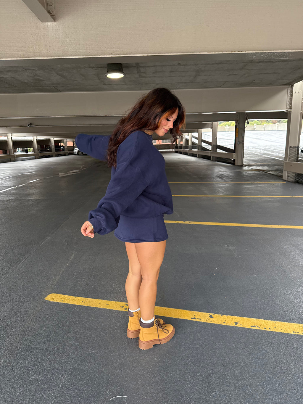 Grounded Sweatskirt in Navy