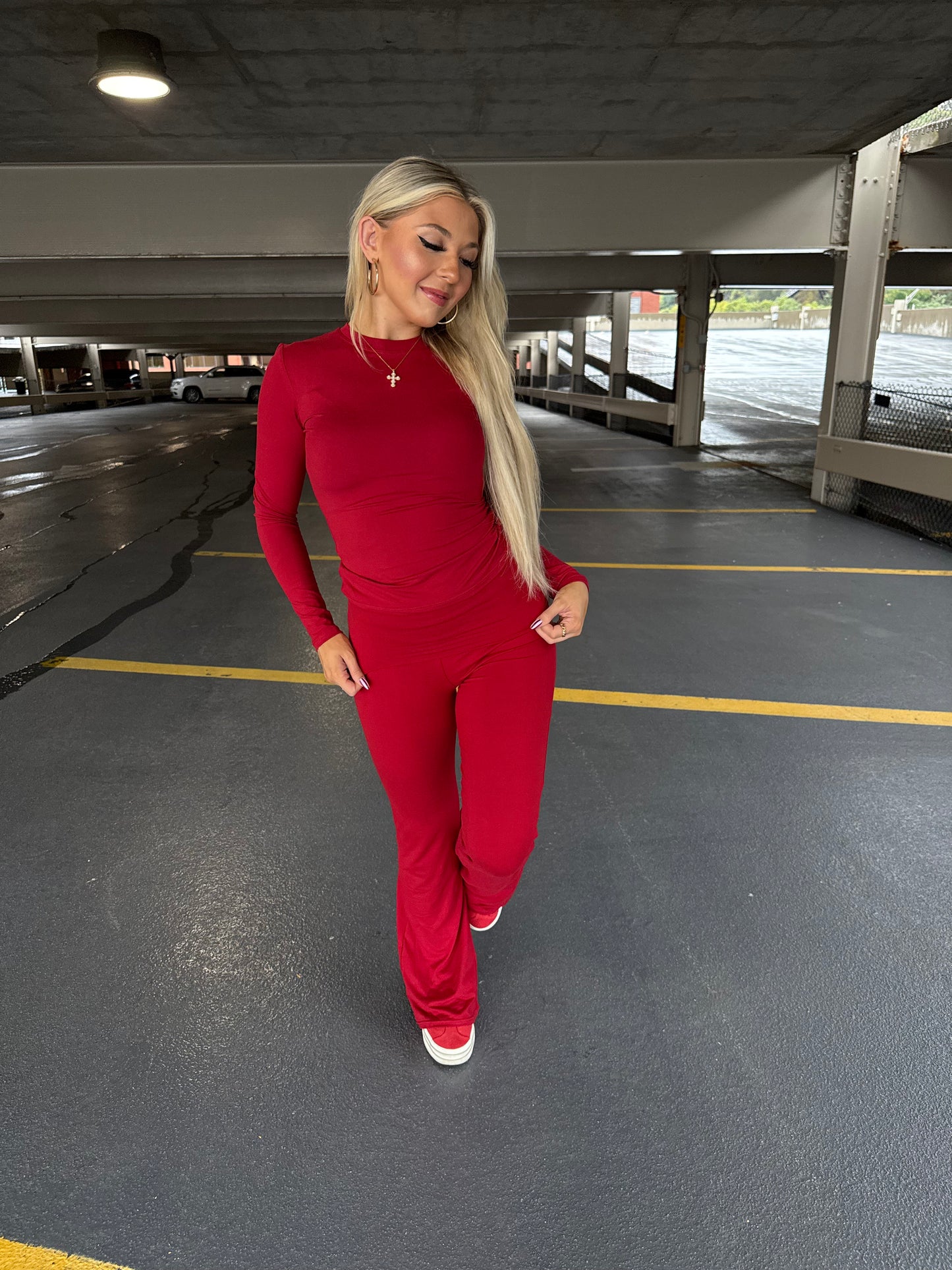 Shopping Addiction Legging in Deep Red