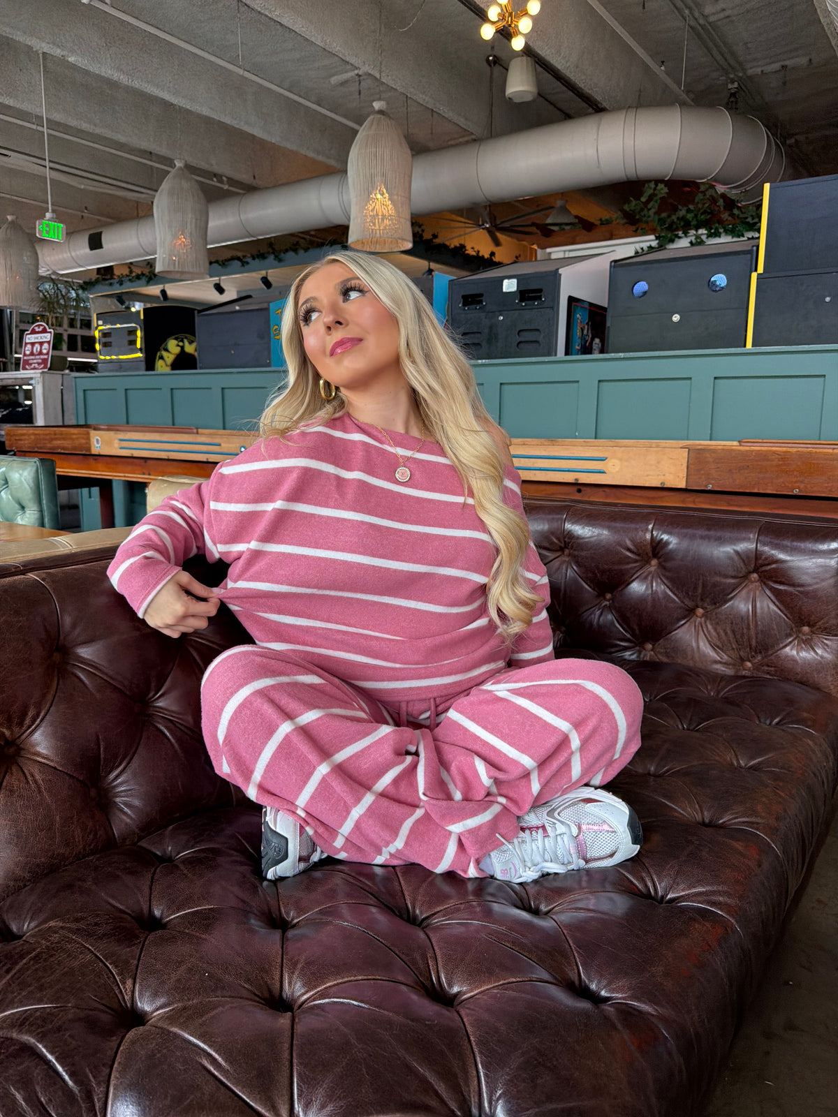 Berry Lover Brushed Striped Pants