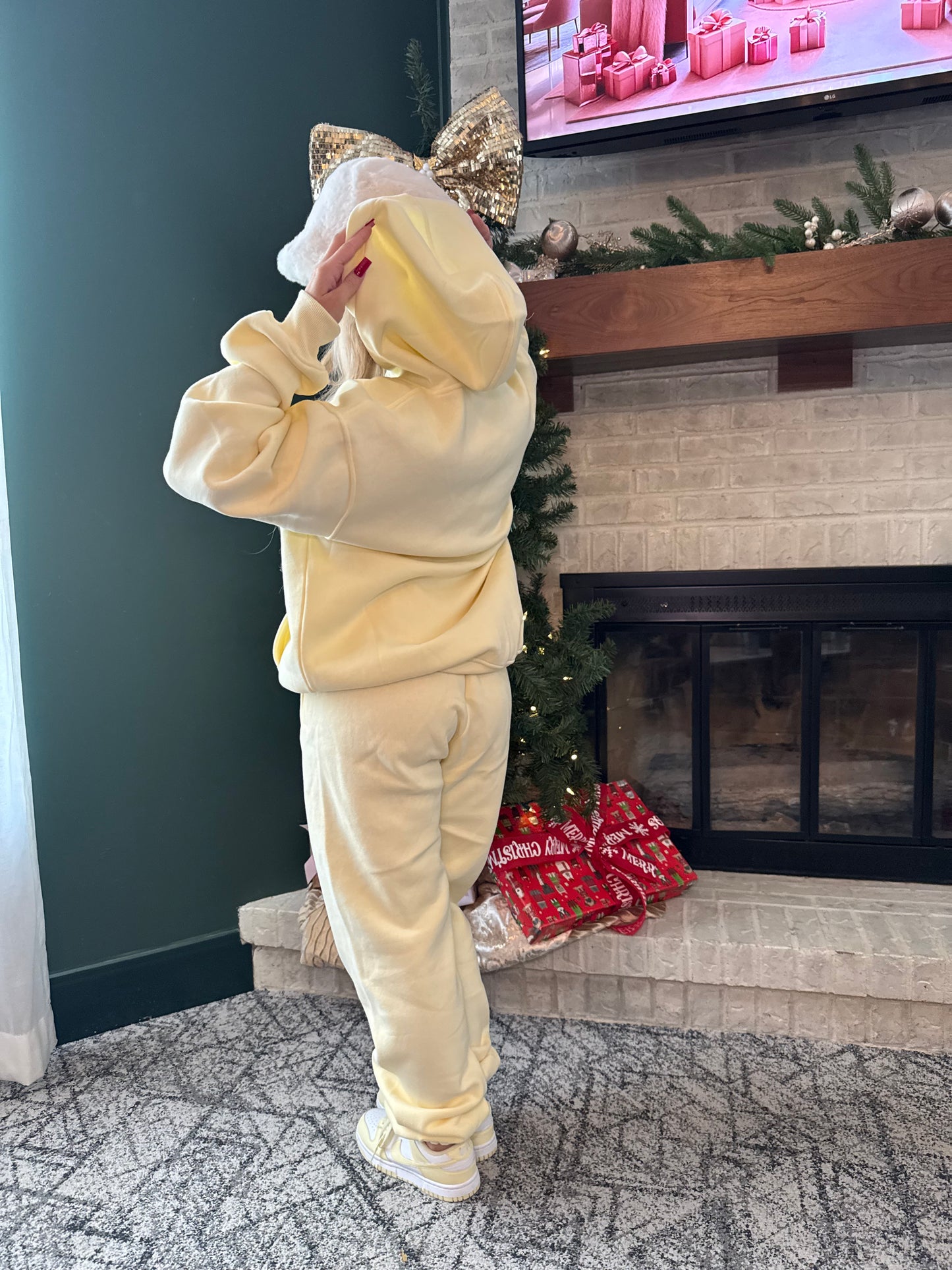 So Fetch Sweatpants in Pale Yellow