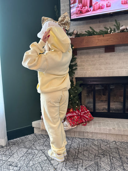 So Fetch Sweatpants in Pale Yellow