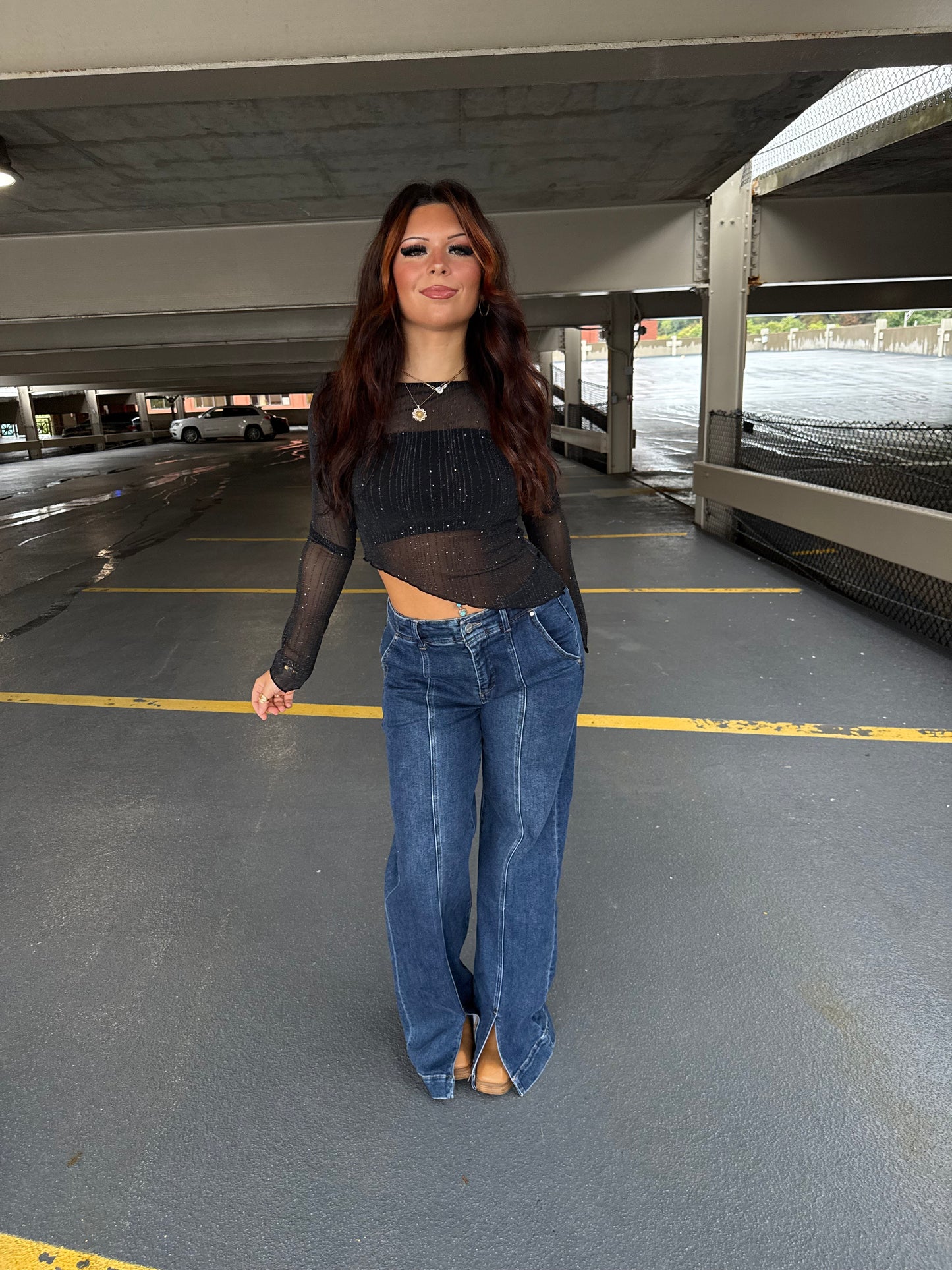 Elizabeth Taylor L/S in Black