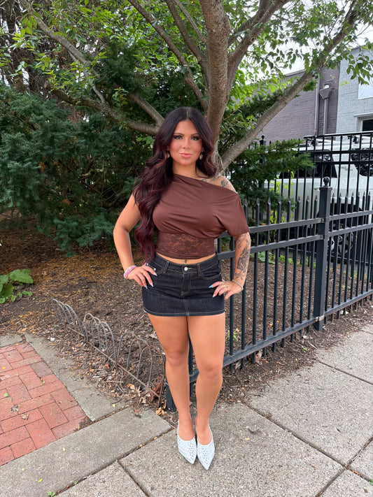 Round Up Romance Tee in Brown