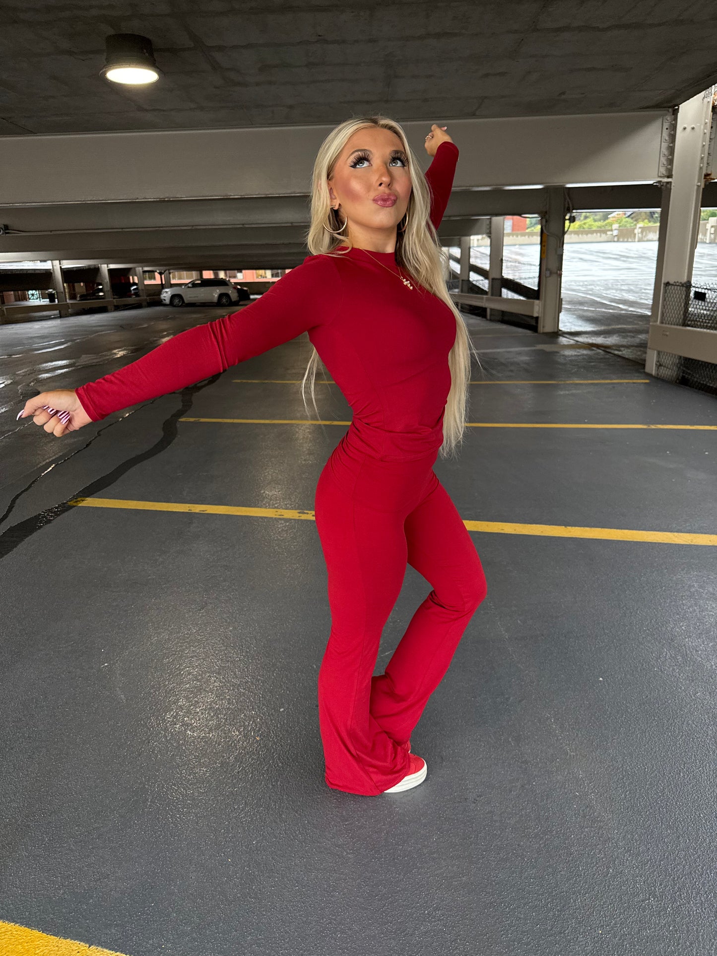 Shopping Addiction Legging in Deep Red