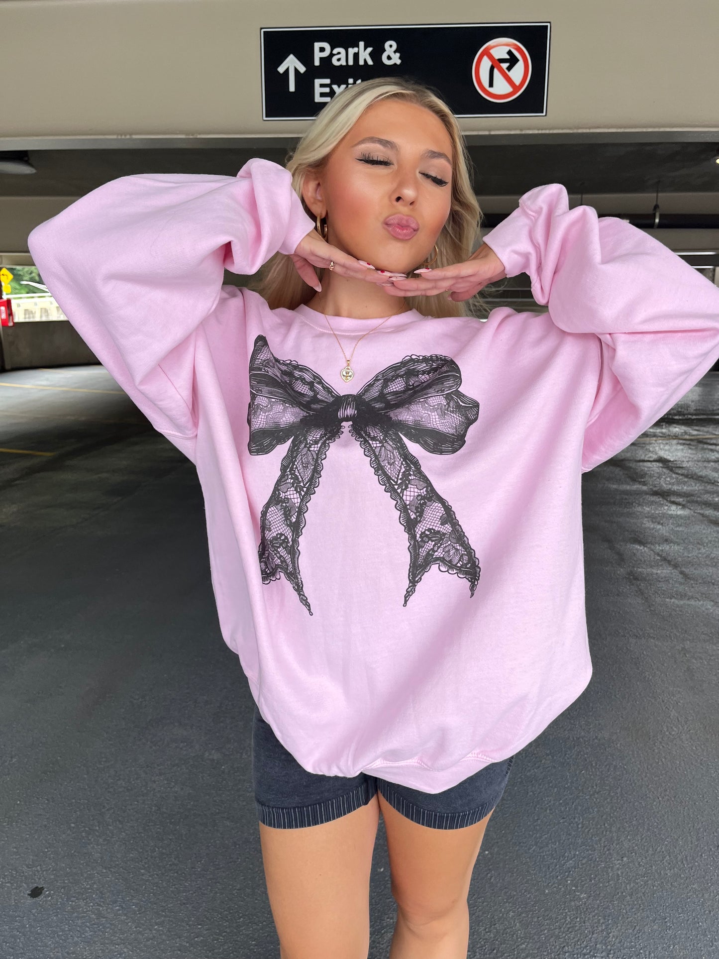 Black Lace Bow Oversized Pink Sweatshirt