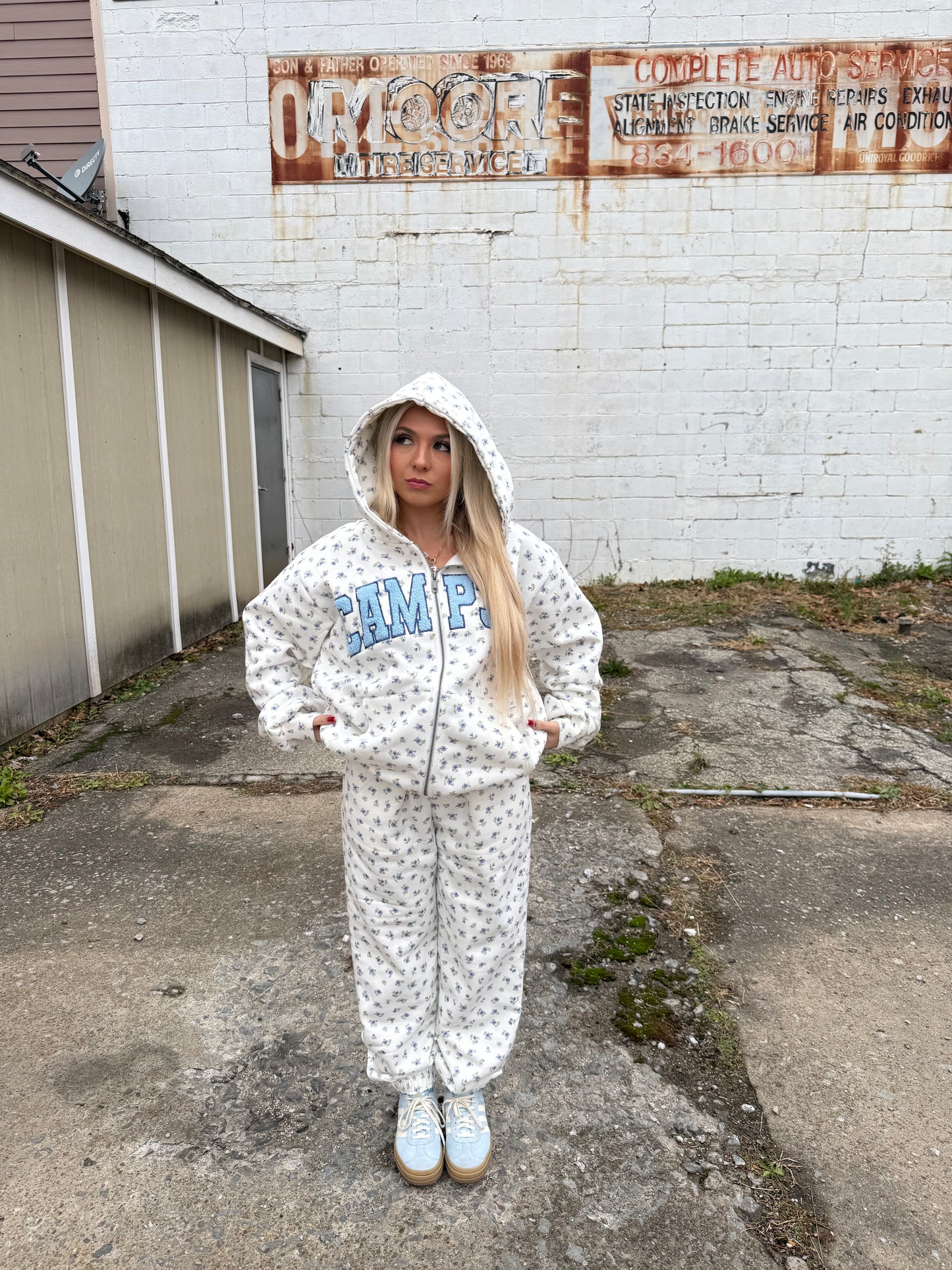 Happy Camp3r Periwinkle Joggers