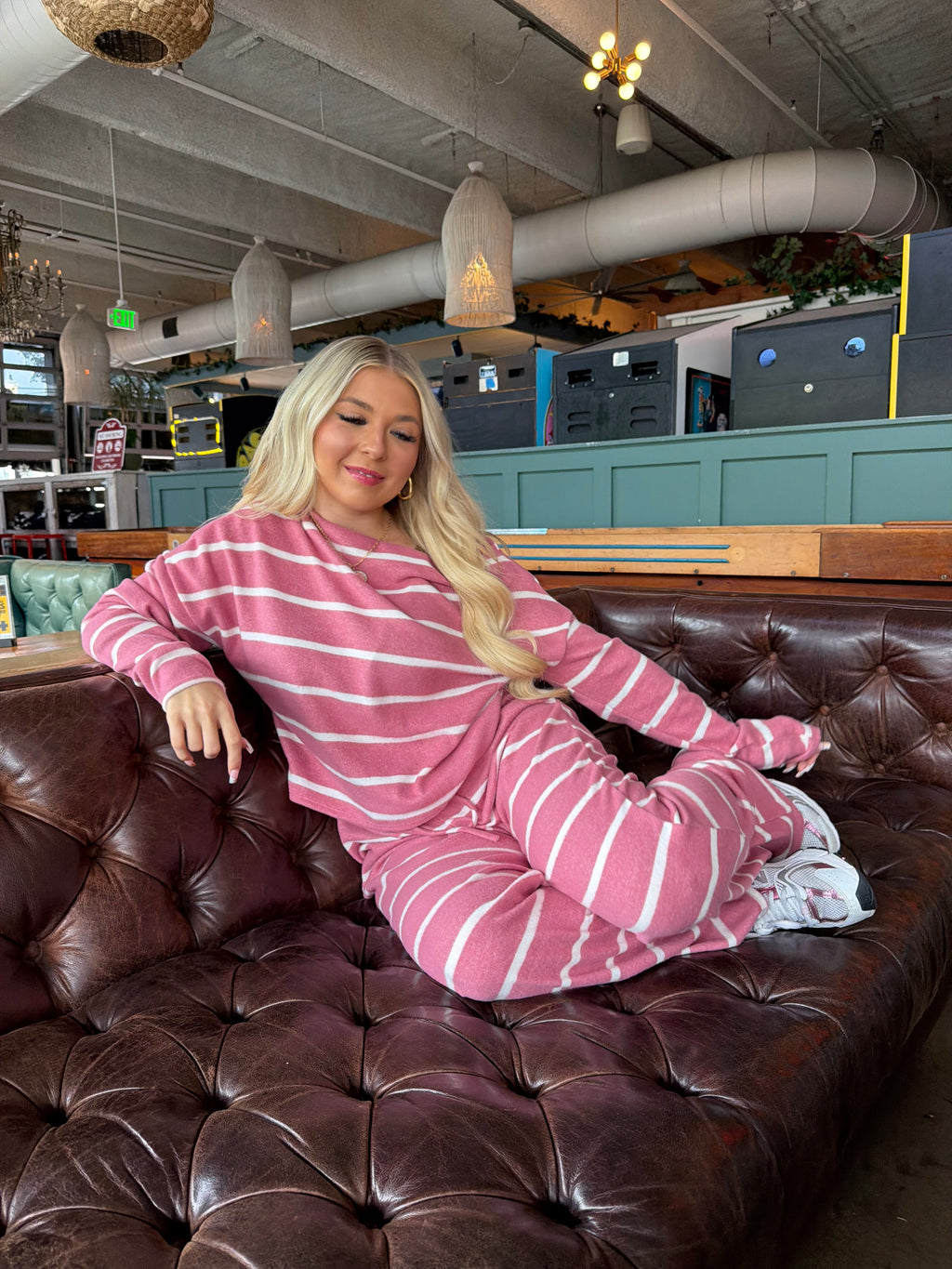 Berry Lover Brushed Striped Pants