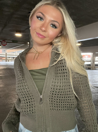 Chilly Top Sweater in Olive