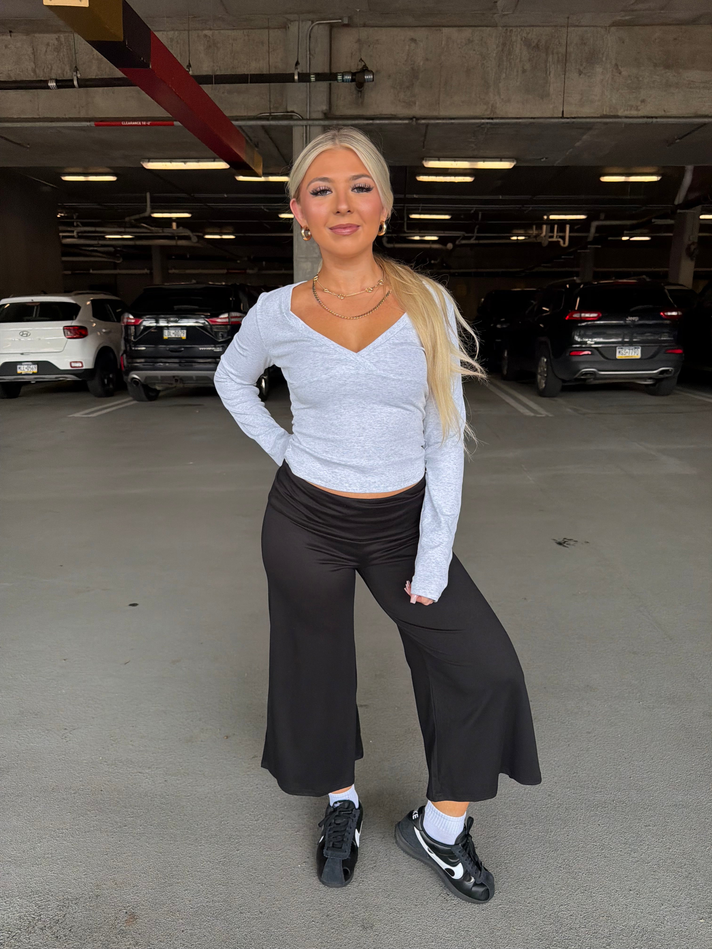 Grab A Gaucho Pant in Black