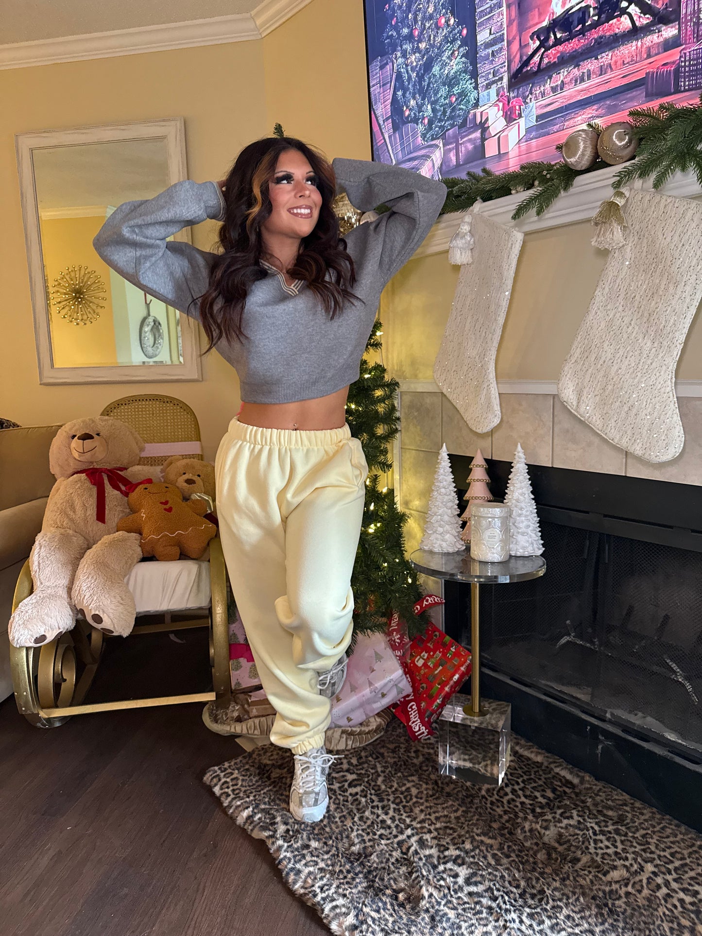 Marbled Butted Cropped V Sweater