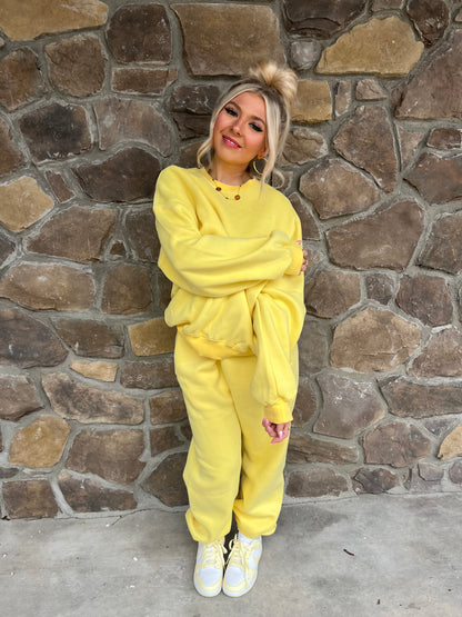 So Fetch Oversized Pullover in Yellow