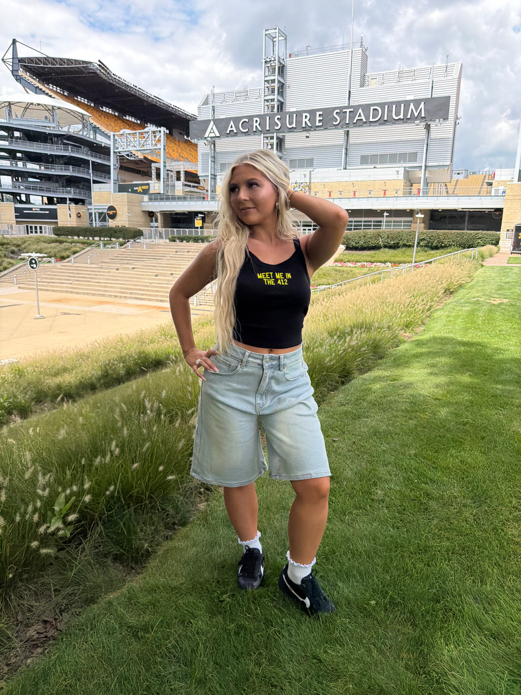 Black & Gold Tank: Meet Me in The 412 FINAL SALE