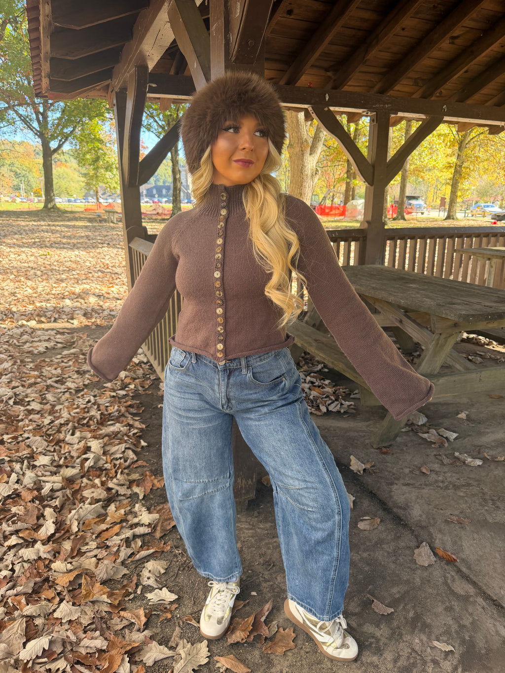 Mivra Sweater Brown