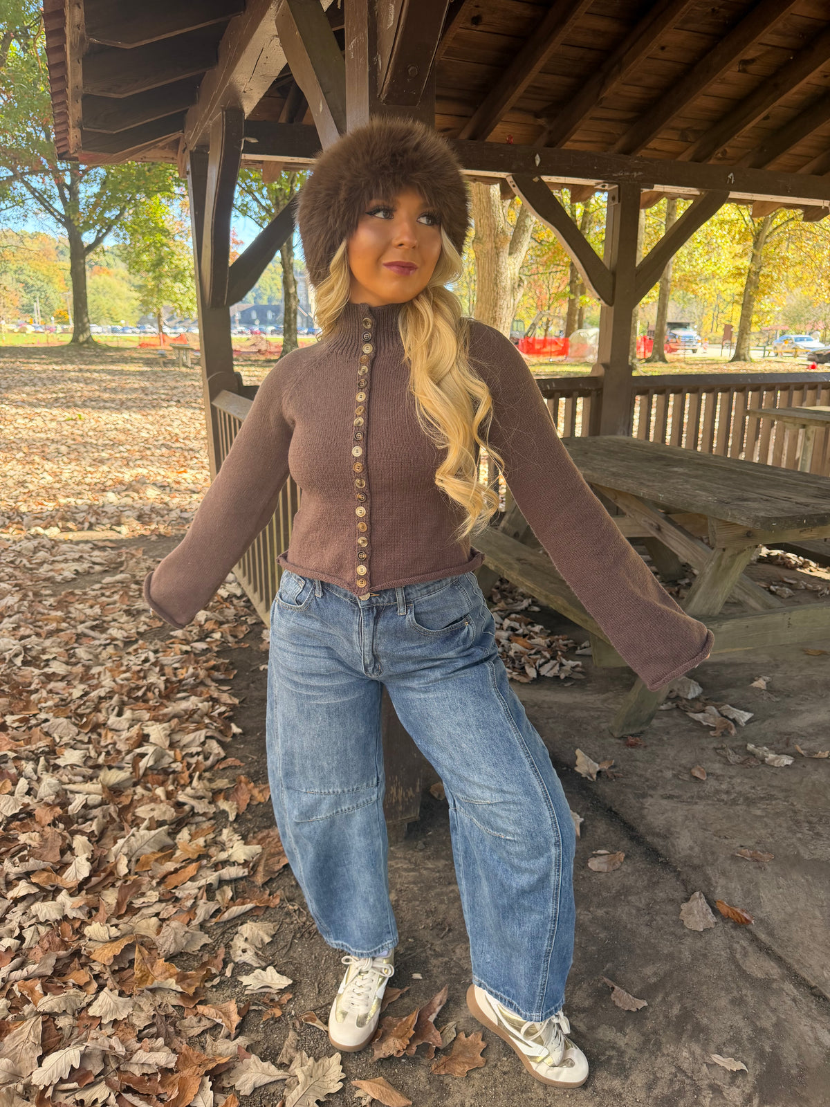Mivra Sweater Brown